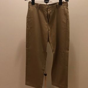 IZON American Chino